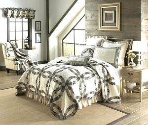 Paris Wedding Ring Quilt