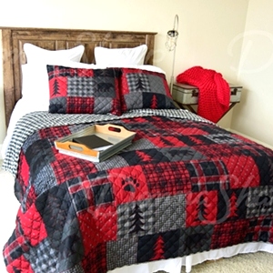 Red Forest Quilt Collection by Donna Sharp